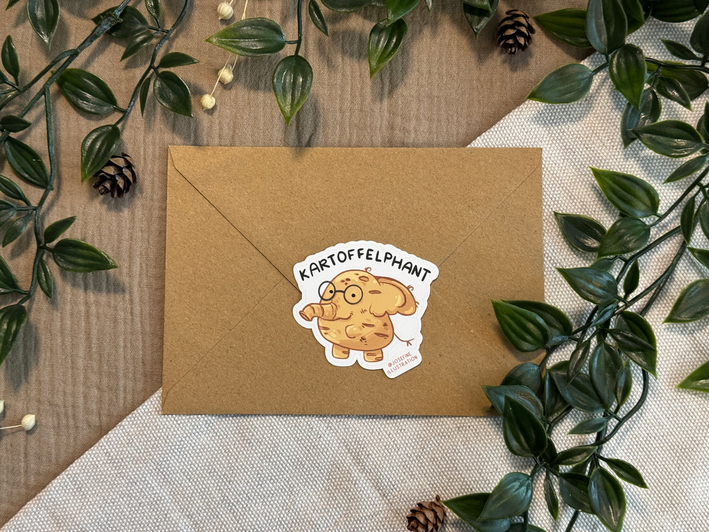 Karl der Kartoffelfant- Süßer Vinyl Sticker