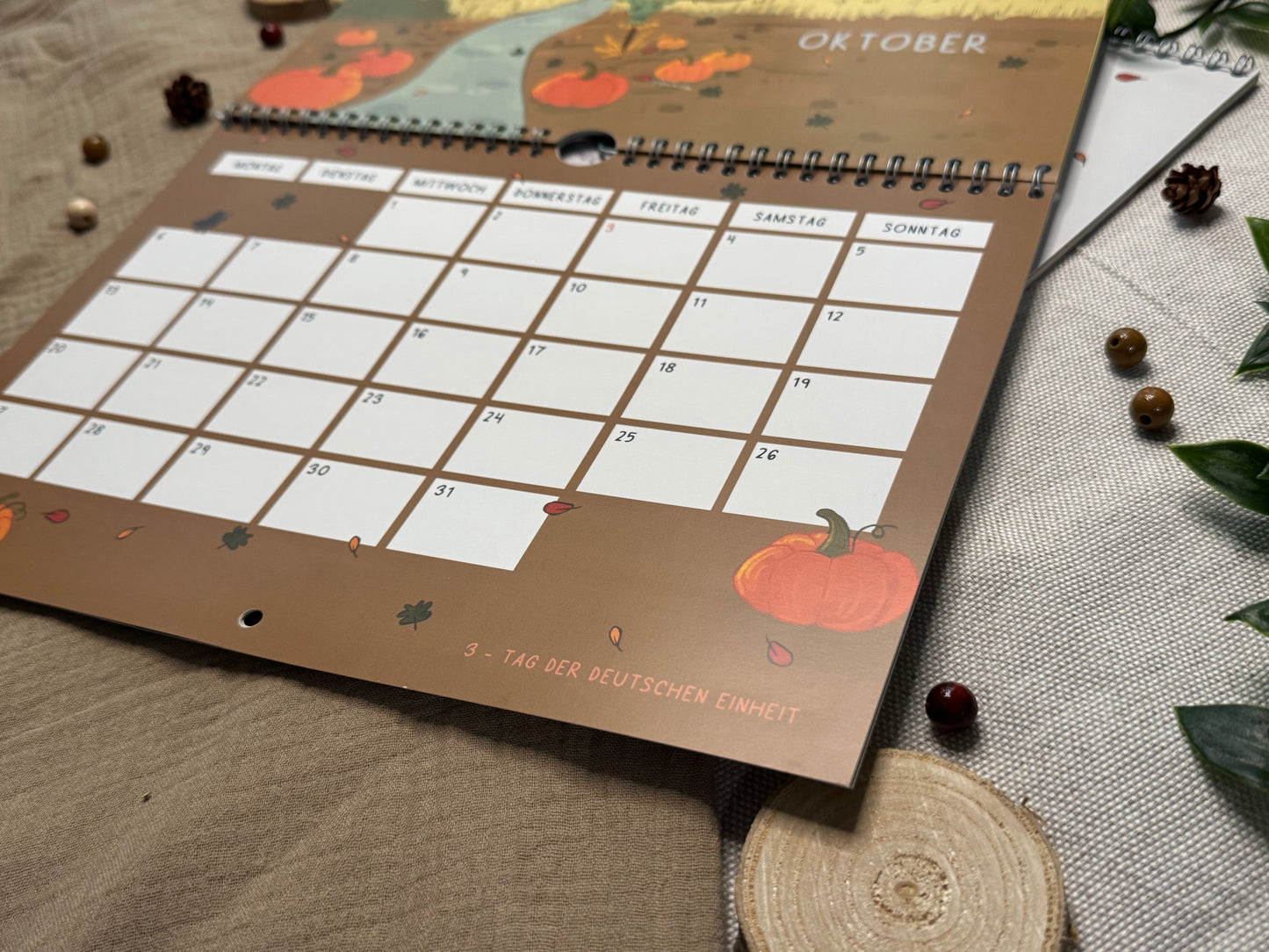 2025 Wandkalender A4 quer - Die kleine Welt von Josefine Illustration