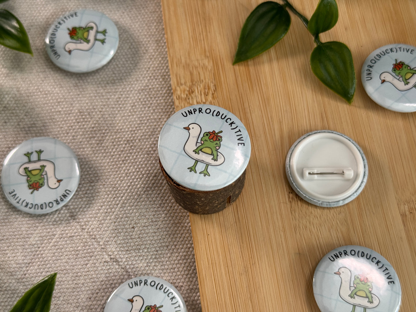 Unpro(duck)tive Button Größe M