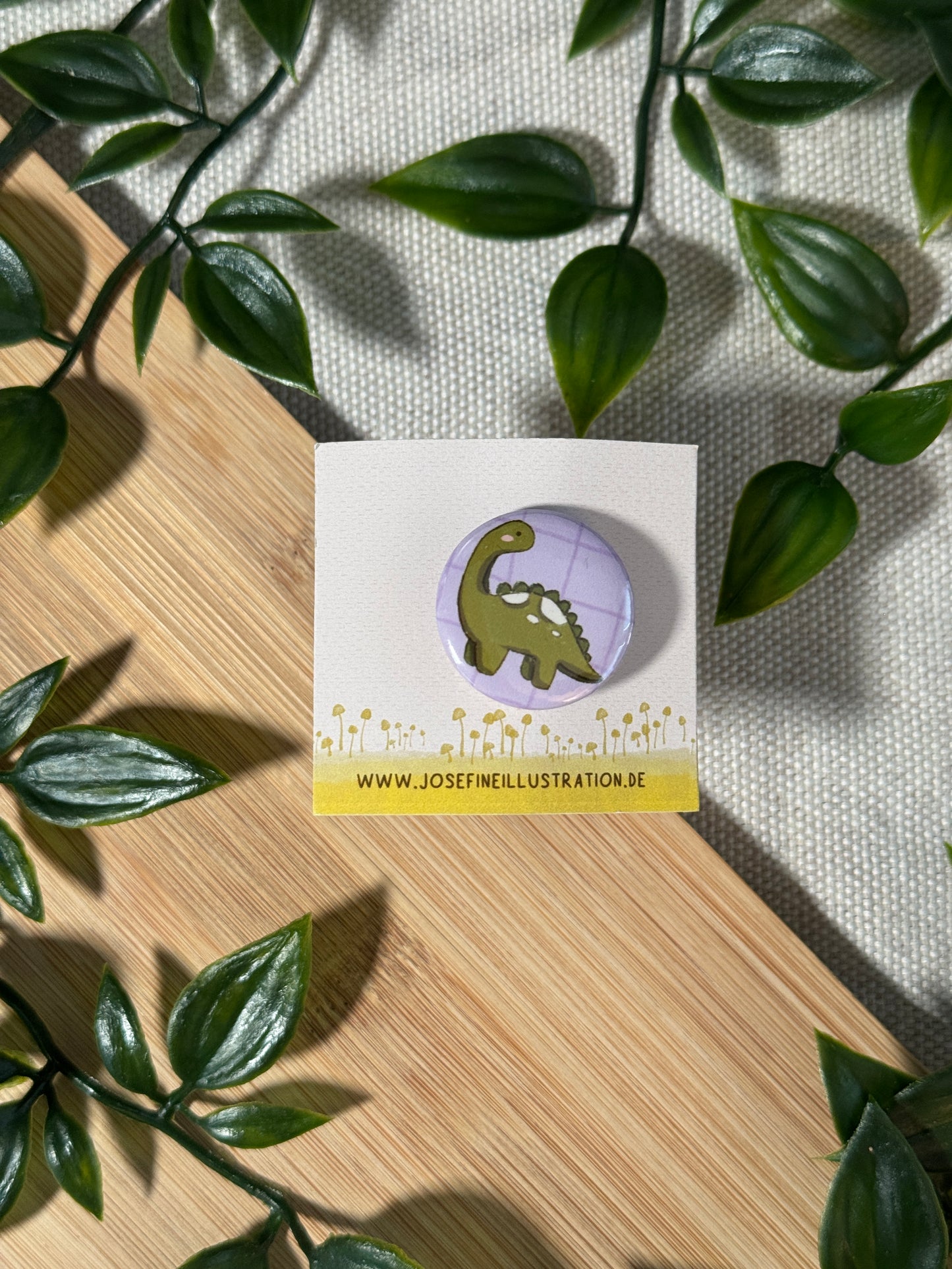 Dino Grün Button Größe S